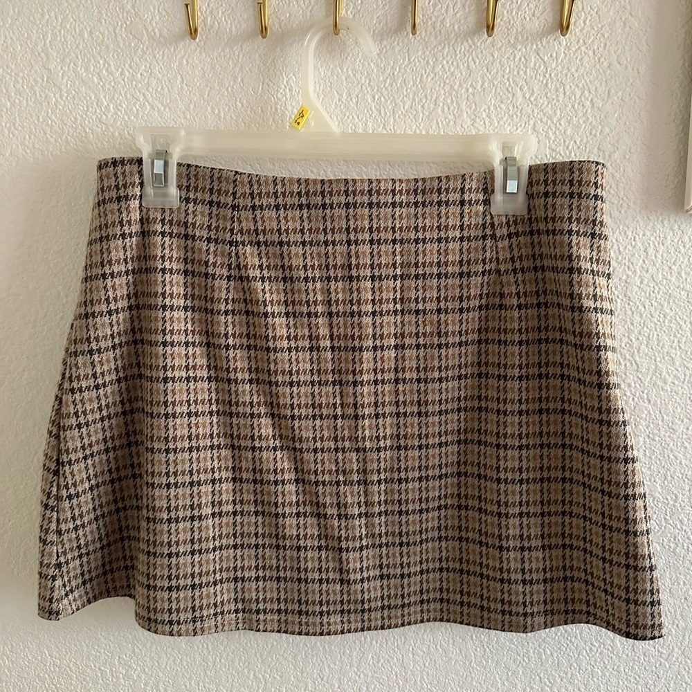 American Eagle Soft Plaid Mini Skort - Size Large